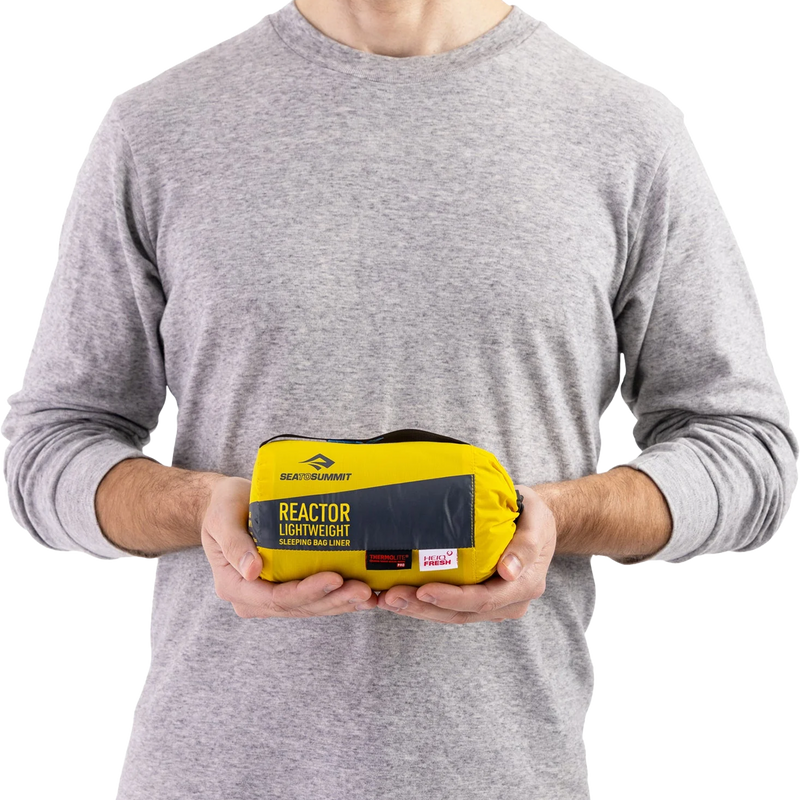 Reactor Lightweight Liner Regular, Sea to Summit Reactor Lightweight Liner in hand