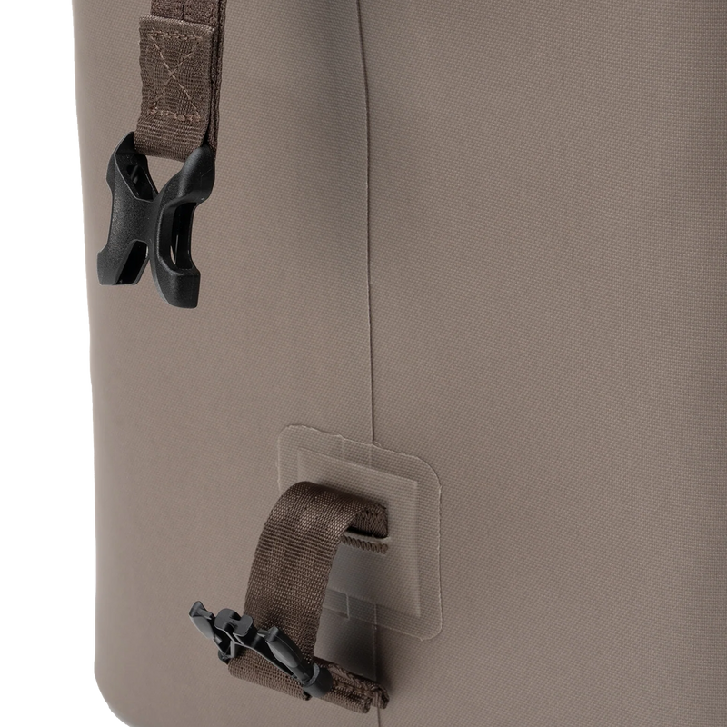 System Cooler 19, Snow Peak System Cooler 19 Buckle