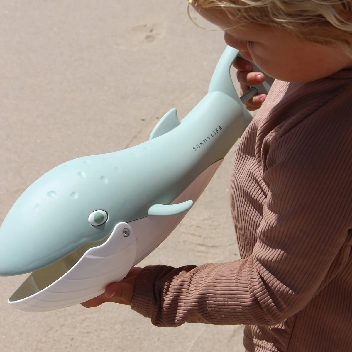 Sand Claws Whale alternate view