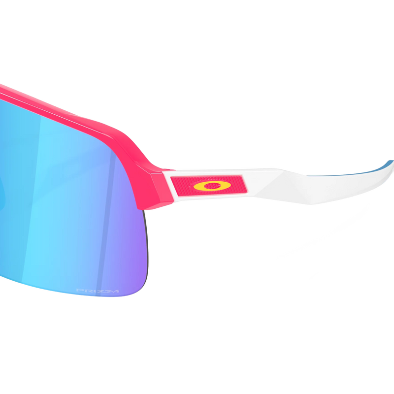Sutro Lite - Neon Pink/Prizm Sapphire, Oakley Sutro Lite - Neon Pink/Prizm Sapphire front left lens and arm