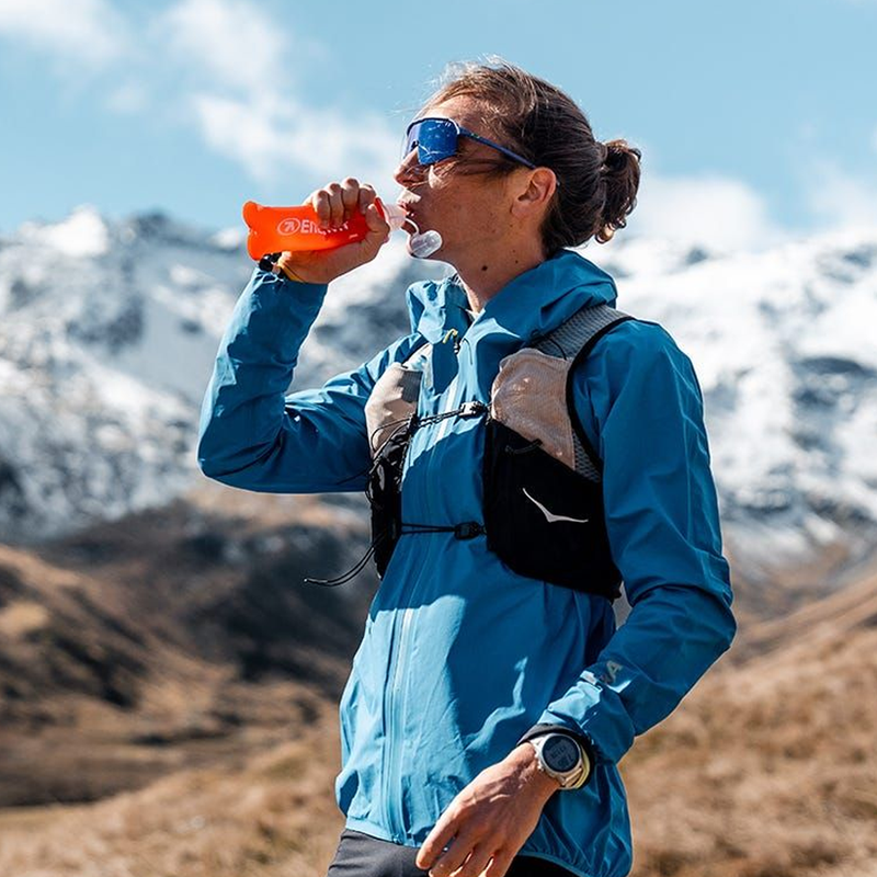 C2:1PRO Isocarb Drink Mix (16 Servings), Enervit C2 Isocarb Drink Mix in water bottle