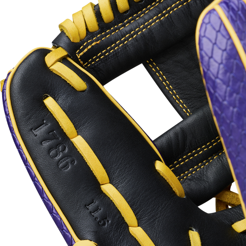 A1000 SMU Infield Mamba - 11.5" H Web, Wilson A1000 SMU Infield Mamba - 11.5" H Web Pattern Stamp