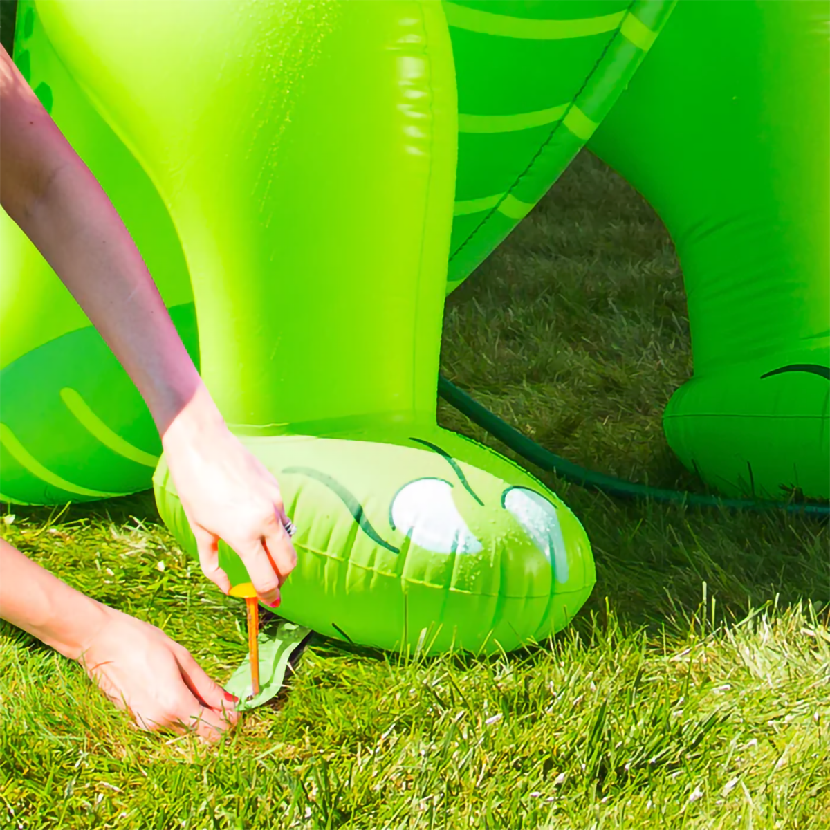 Ginormous Dinosaur Yard Sprinkler alternate view