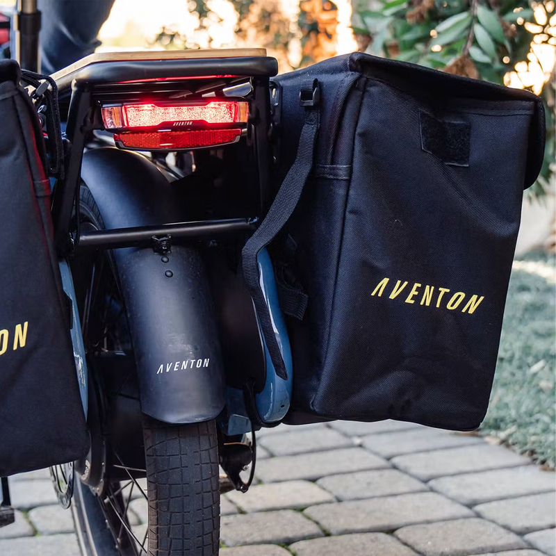 Abound Pannier Large, Aventon Abound Pannier Large Back