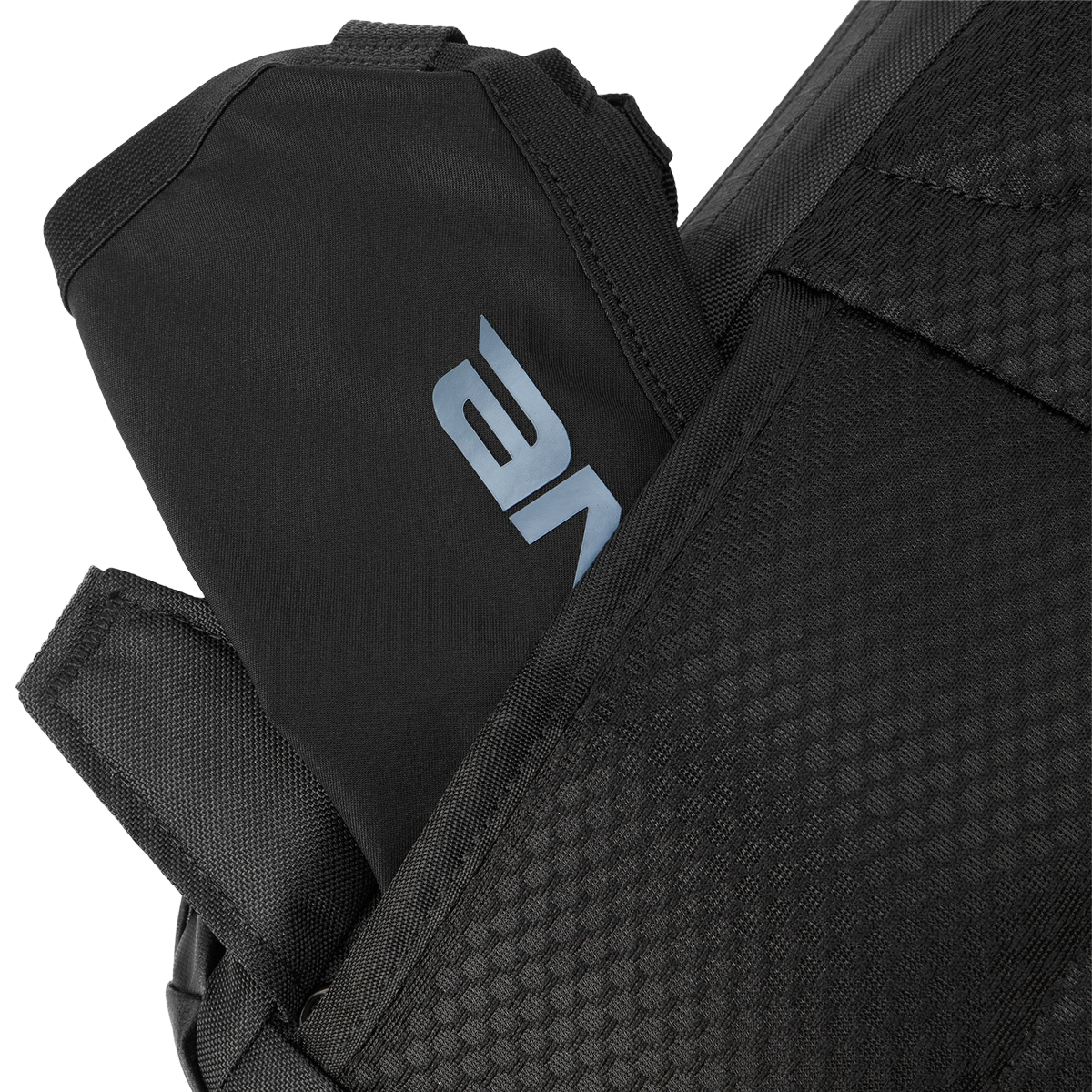 Heli 2.0 Pro Backpack 20L in Black strap pocket detail