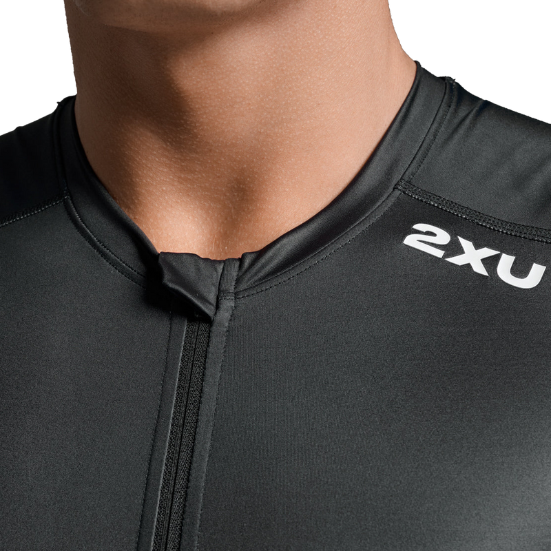 Men's Core Tri Tank, 2XU Men's Core Tri Tank collar