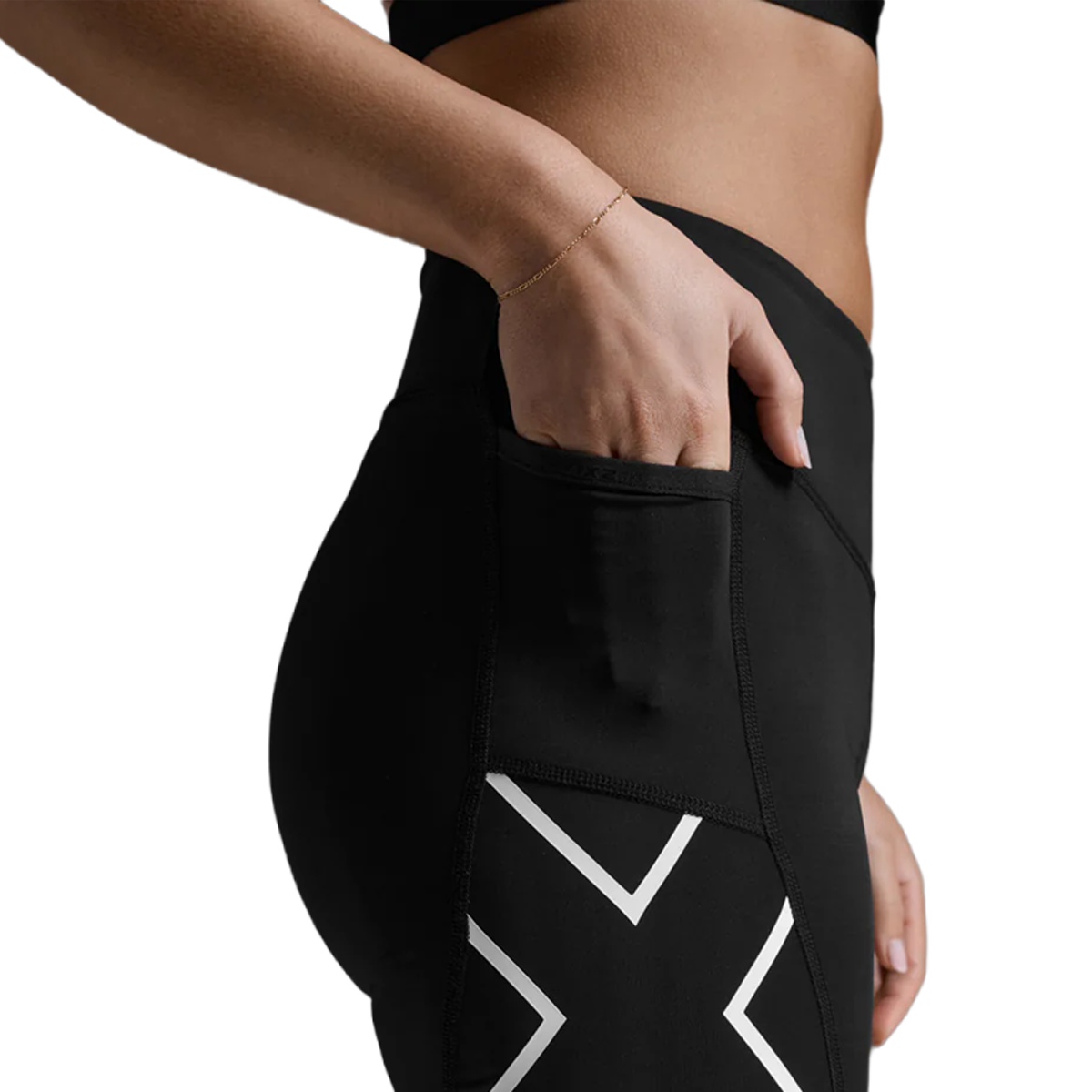 Women's Core Tri 6 Inch Shorts alternate view
