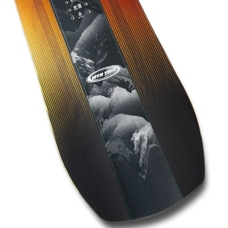 Mountain Twin, Jones Snowboards Mountain Twin tail