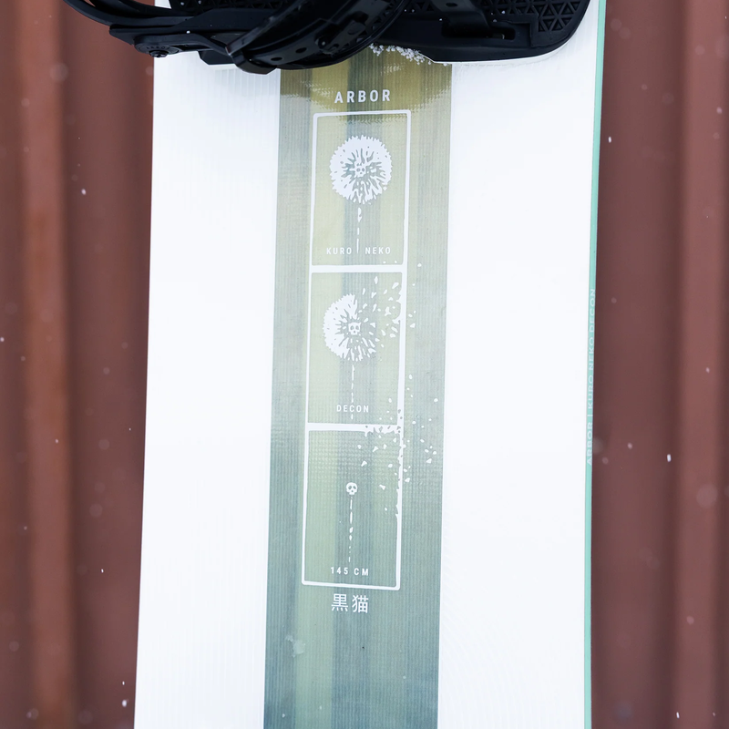 Women's Kuro Neko Decon, Arbor Snowboards Women's Kuro Neko Decon graphic