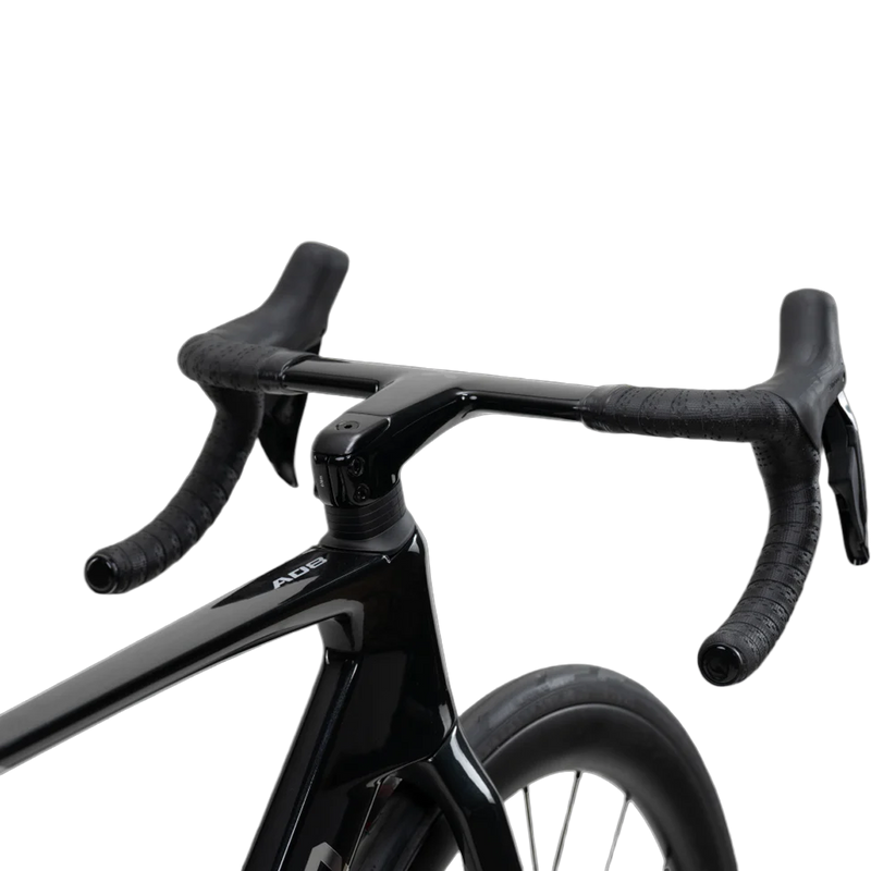 AD8, XLAB AD8 handlebar rear detail