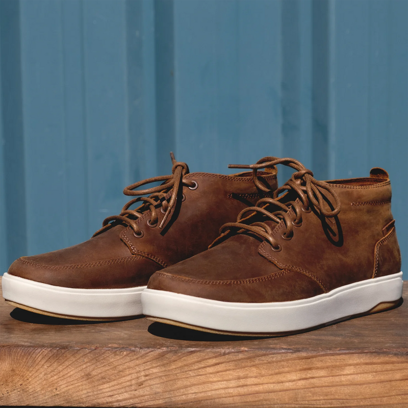 Shoreline Spiniker, Reef Shoreline Spiniker in Brown side by side