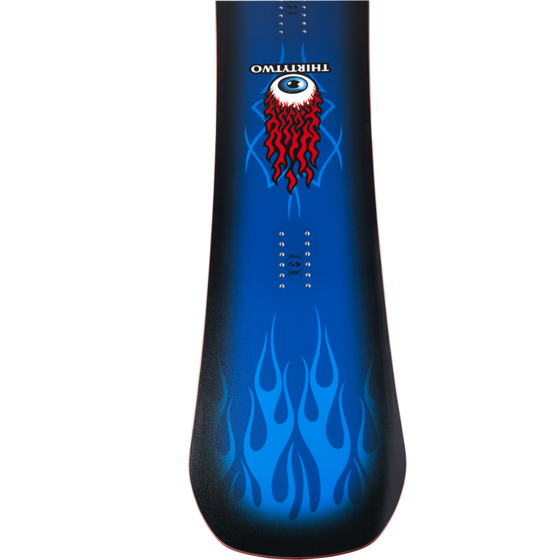 ThirtyTwo Cold World nose