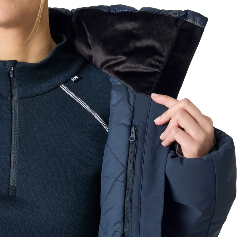 Helly Hansen Women's Avanti Hybrid Jacket in Navy with collar detail