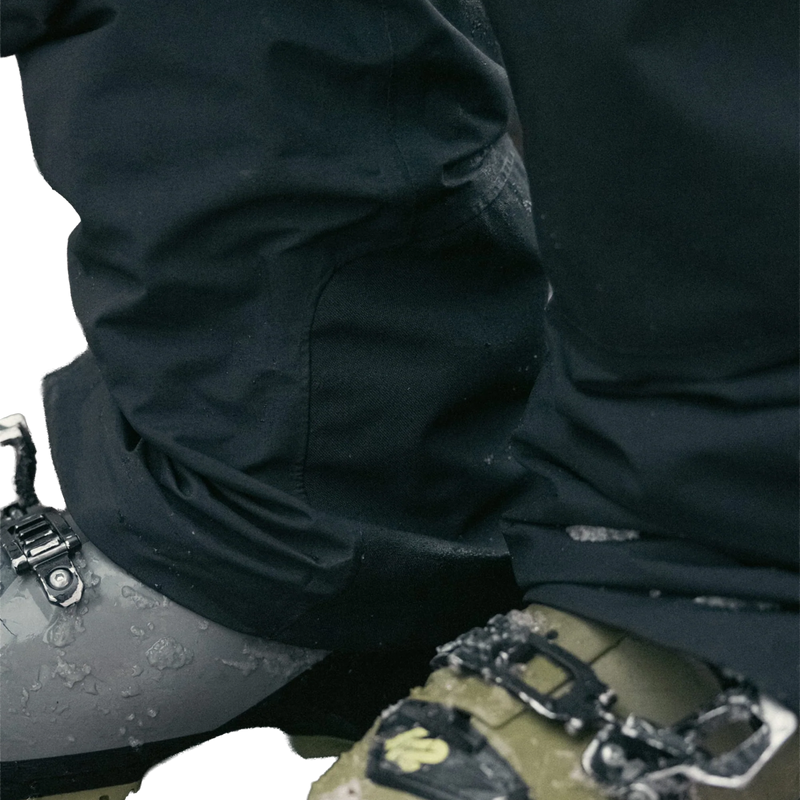 Men's Gore Tex Dispatch Pant, 686 Men's Gore Tex Dispatch Pant in Black boot gaitor detail