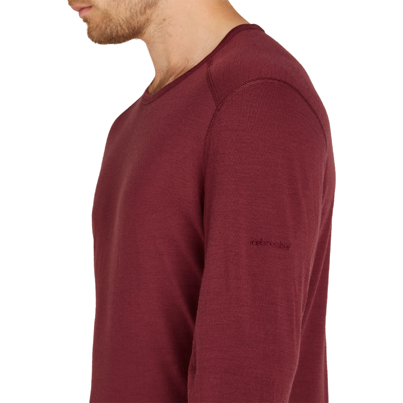 Ice Breaker Merino 200 Oasis Long Sleeve Crew in Port stitch detail