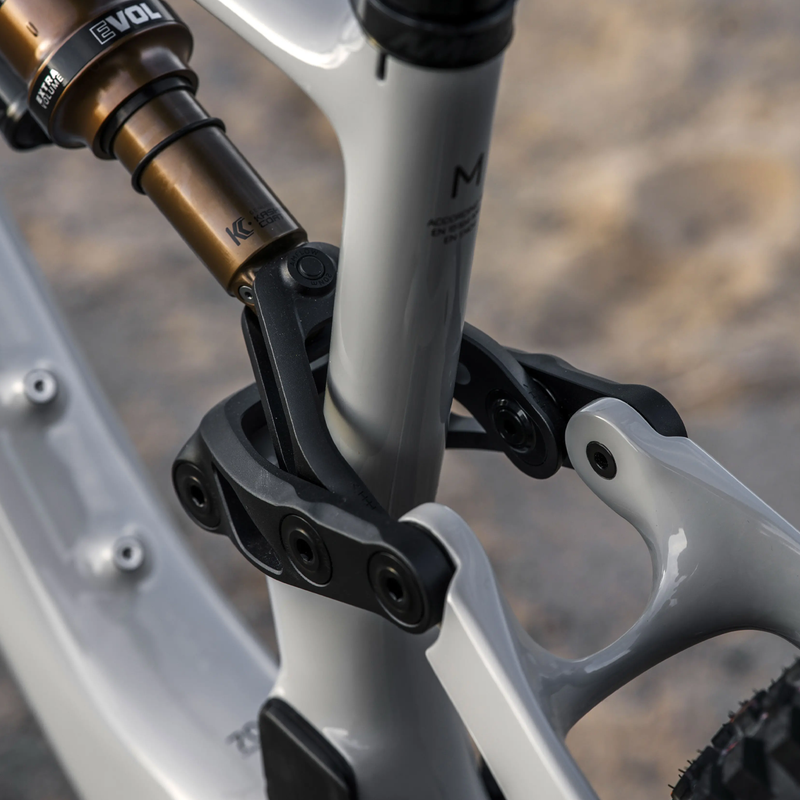 PX Carbon Pro, Amflow PX Carbon Pro suspension