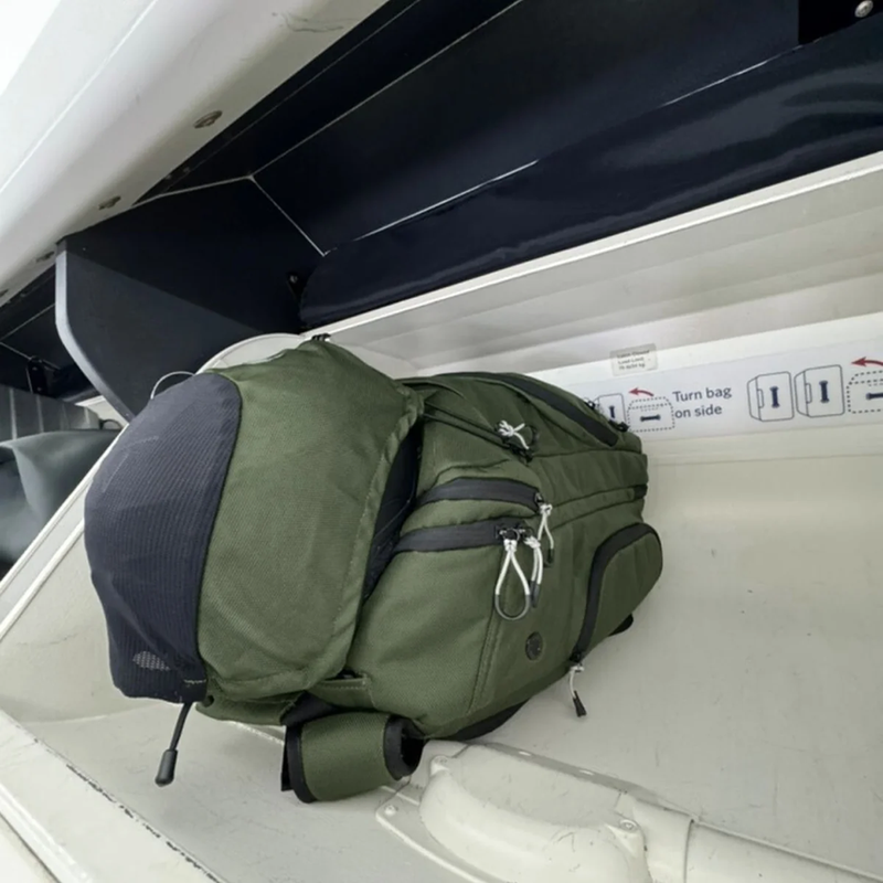 Diamant Weekend Warrior 2.0 50L in overhead carry on storage