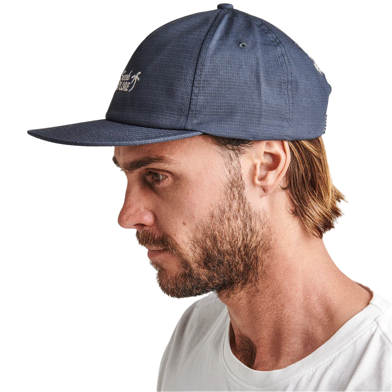 Campover Strapback, Roark Campover Strapback DNV-Dark Navy on model left side