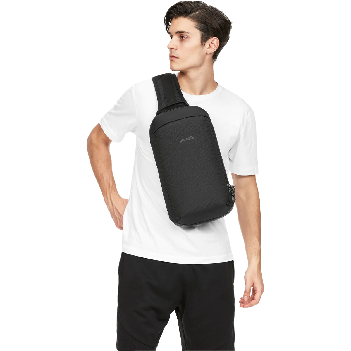 Vibe 325 ECONYL Sling Pack alternate view