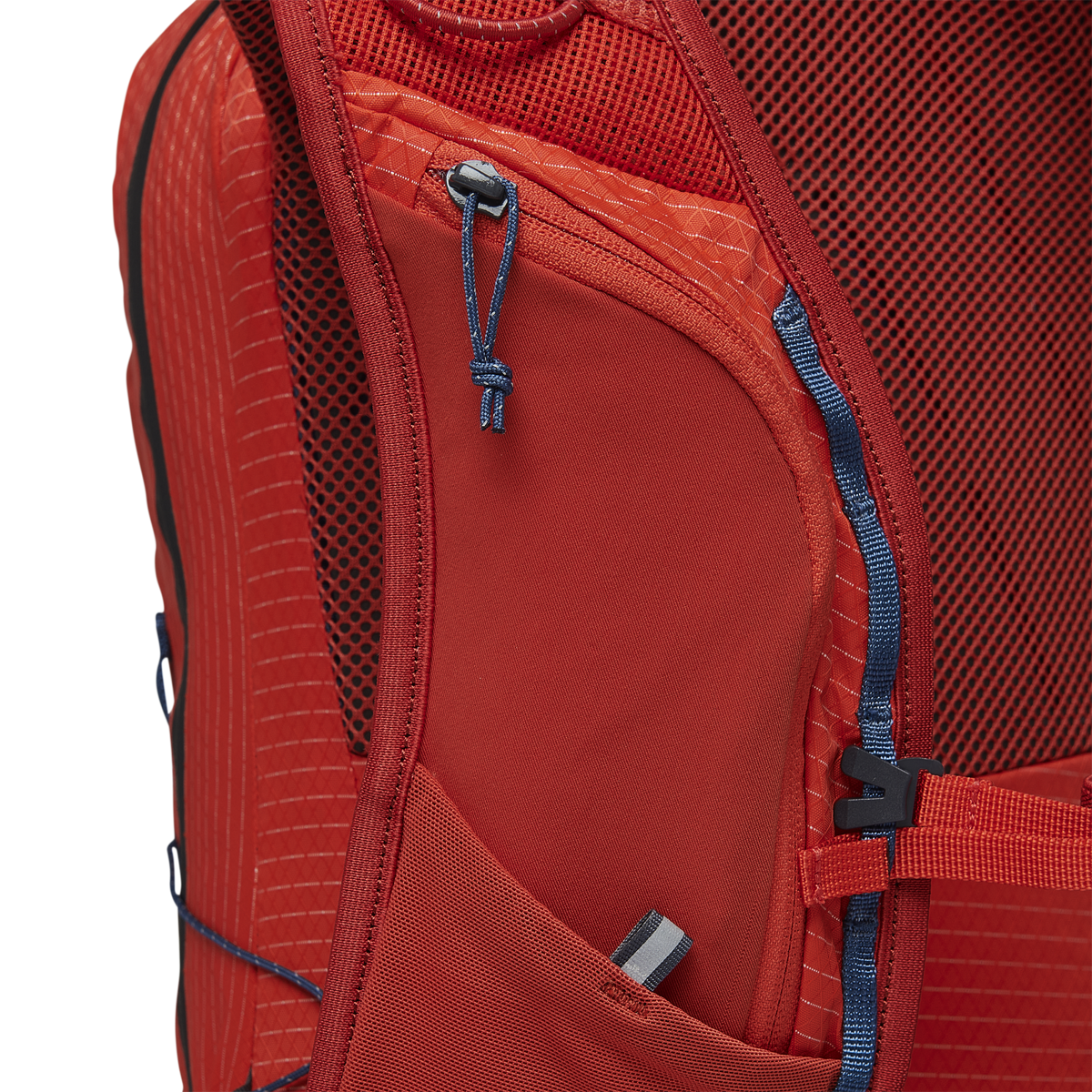 Pursuit Backpack 15L alternate view