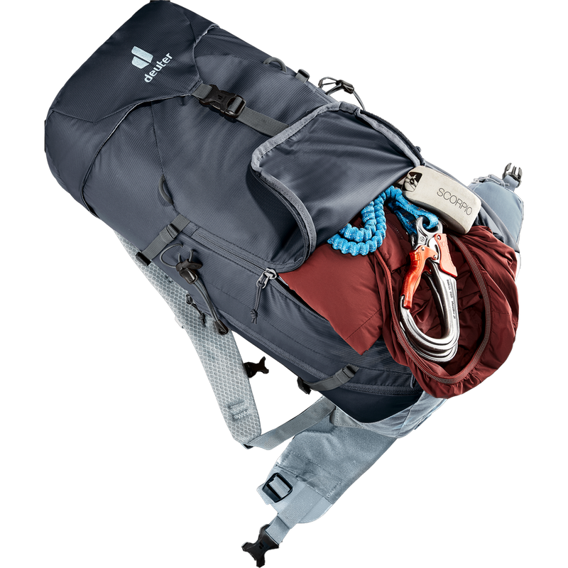 Trail 30, Deuter Trail 30 bottom zip
