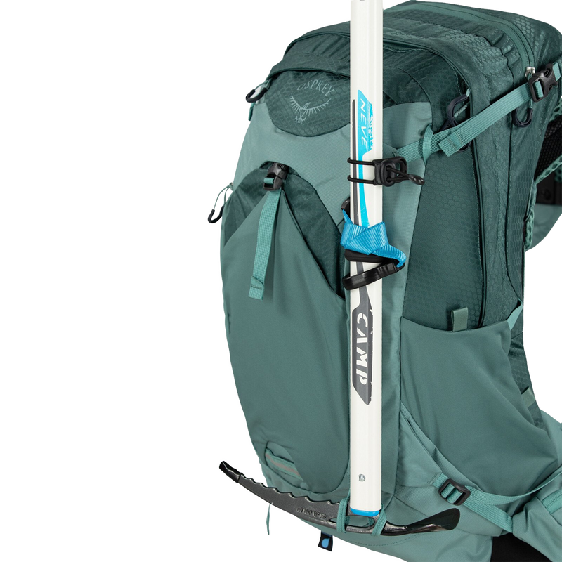 Women's Mira 22, Osprey Women's Mira 22 ice tool