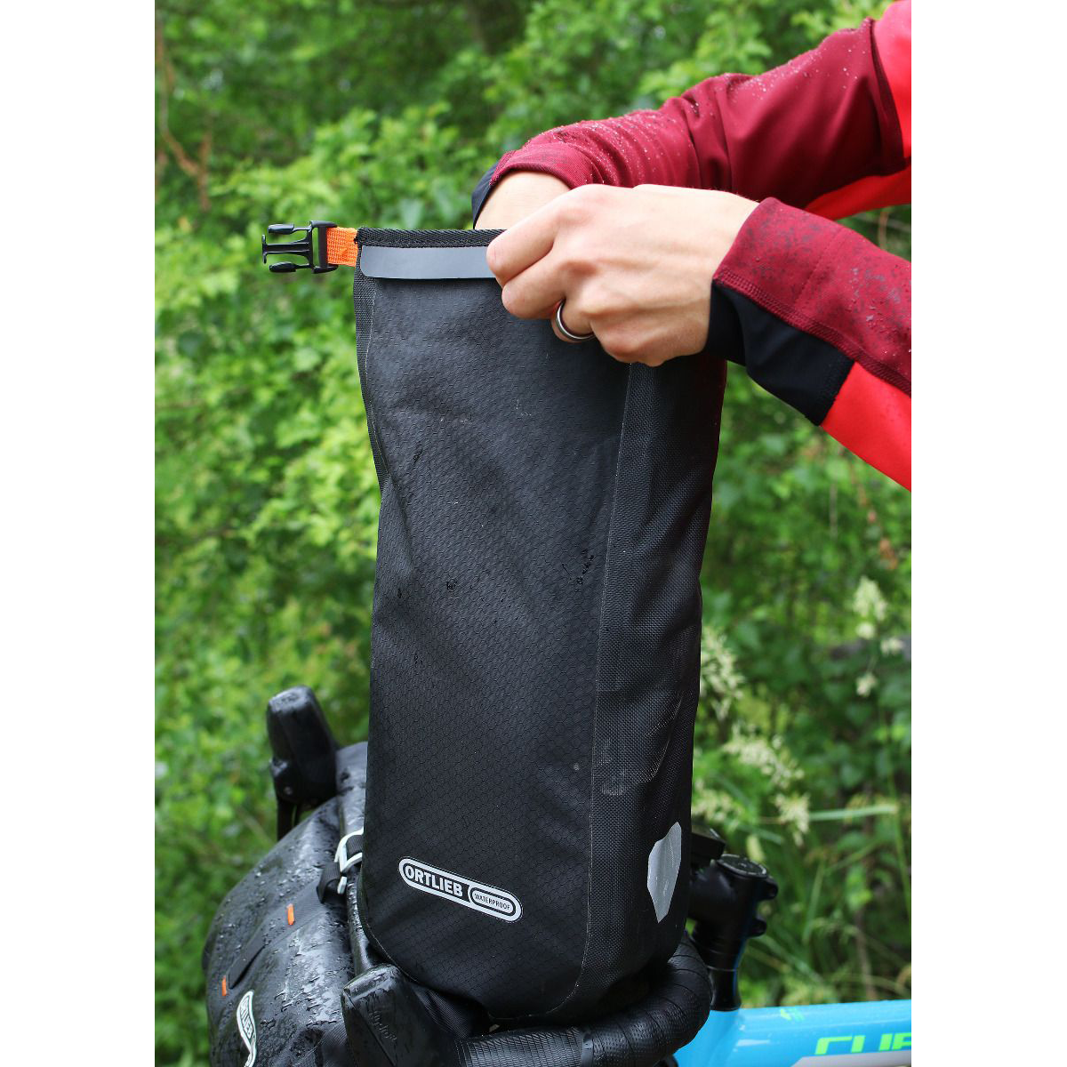 Fork Pack 3.2L Black (single) alternate view