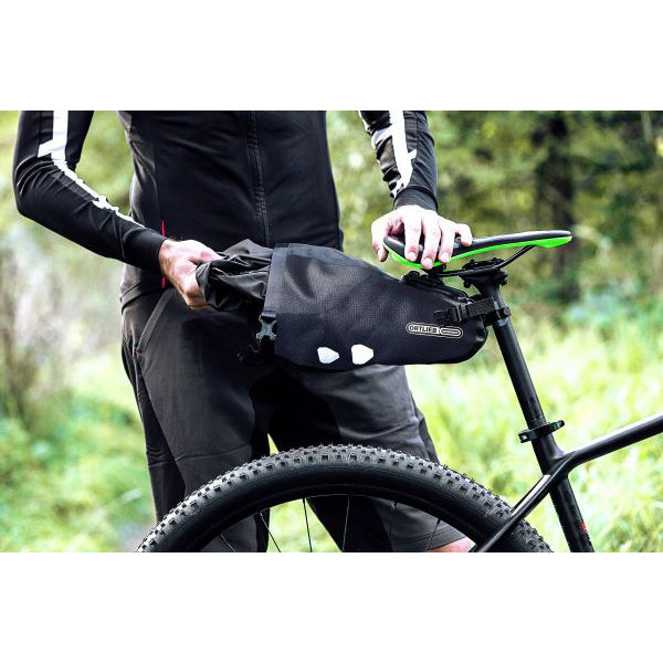 Saddle-Bag Two 1.6L - Black alternate view